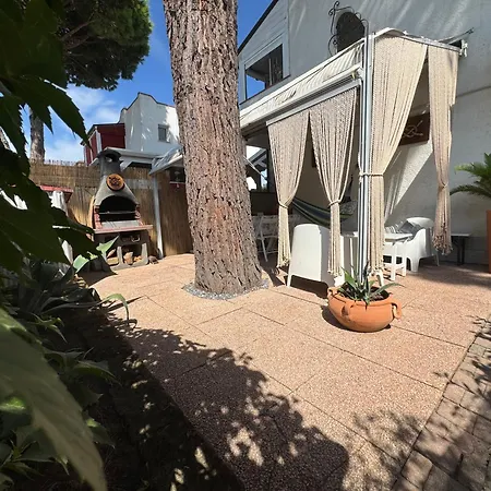 Con Giardino Domus Mare Tatil Evi *